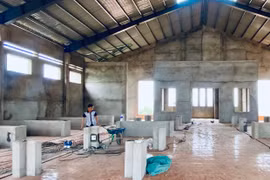 Chợ Ia Le: Khẩn trương hoàn thiện sau thời gian dài “đắp chiếu” 