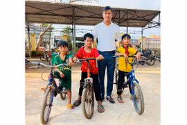 “Ngân hàng xe đạp” góp phần duy trì sĩ số học sinh 