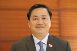 Ông Lê Đức Thọ nhận hối lộ hơn 1 triệu đô la, xe sang và đồng hồ xa xỉ