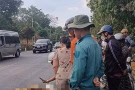 Tai nạn giữa xe khách và xe máy trên quốc lộ 20 khiến cô gái tử vong