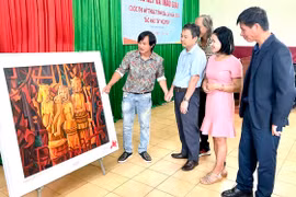 Mỹ thuật tôn vinh sắc màu Tây Nguyên