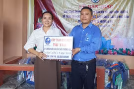 Chung tay hỗ trợ người dân thoát nghèo