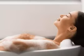 Chuyên gia: Nhiều lợi ích từ việc tắm bồn nước ấm