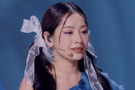 Chi Pu bật khóc vì áp lực tại show âm nhạc Trung Quốc