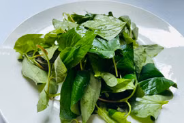 Nước rau diếp cá có tốt không?