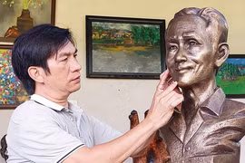 Khánh thành tượng thi sĩ Yến Lan