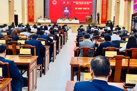 Bí thư Tỉnh ủy đi công tác chưa về, Lâm Đồng hỏa tốc hoãn họp hội đồng 