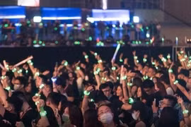 Nỗi lo từ 'ngôi sao mạng'...