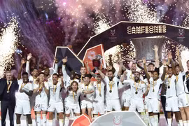 Real Madrid giành Siêu cúp Tây Ban Nha sau màn 'hủy diệt' Barcelona