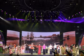 Để tạo đột phá phát triển văn học nghệ thuật