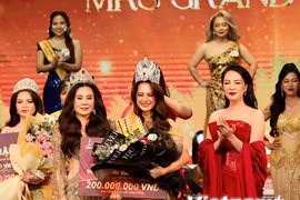 'Người đẹp đất Cảng' đăng quang cuộc thi Mrs Grand Vietnam 2023