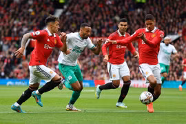 Man United mơ lại thời hoàng kim với League Cup 