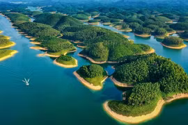 Yên Bái: Quy hoạch hồ Thác Bà là trung tâm du lịch tầm cỡ quốc tế