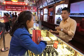 Vàng trong nước đối diện với nguy cơ giảm giá trong thời gian tới