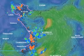 Xuất hiện vùng áp thấp trên Biển Đông gây mưa dông gió mạnh