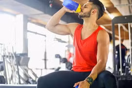 Cố làm điều này để khỏe hơn, quý ông coi chừng 'yếu' đi