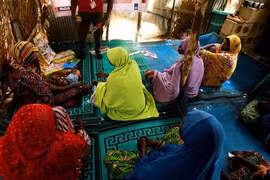 35 phụ nữ mất tích trên đường đi đám cưới về