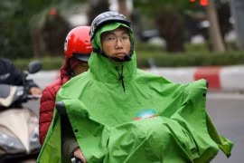 Không khí lạnh gây mưa dông, đề phòng lốc, sét, gió giật mạnh