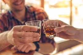 Uống rượu sau bao lâu mới hết nồng độ cồn?