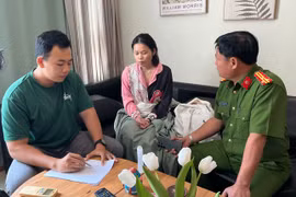 Nữ nghi phạm bắt cóc 2 bé gái ở phố đi bộ Nguyễn Huệ sẽ phải đối mặt với án phạt ra sao?