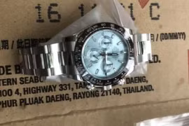 2 người nước ngoài trộm đồng hồ Rolex cùng nhiều nữ trang