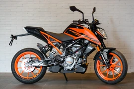 KTM Duke 200: Nakedbike cho người mới bắt đầu với giá 137 triệu đồng