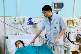 Gia Lai: Cứu sống bệnh nhân bị kéo cắt cành cà phê đâm thủng tim