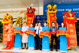 Bệnh viện Hùng Vương Gia Lai khai trương Thẩm mỹ Hùng Vương