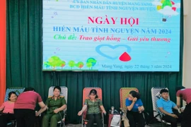 Mang Yang: Hơn 400 người đăng ký hiến máu tình nguyện đợt 1 năm 2024