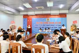  Công ty cổ phần Bệnh viện Mắt Quốc tế Sài Gòn-Gia Lai Đại hội Khóa II