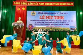 Công đoàn ngành Y tế mít tinh chào mừng thành công Đại hội Công đoàn tỉnh lần thứ XI