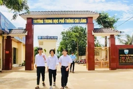 19 học sinh Trường THPT Chi Lăng nôn, sốt, đau bụng nhập viện nghi ngờ ngộ độc thực phẩm