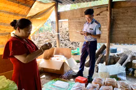 Pleiku: Thêm 1 cơ sở bị lập biên bản vì vi phạm an toàn thực phẩm