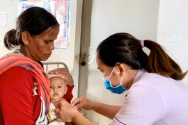 Gia Lai: Tỷ lệ trẻ dưới 1 tuổi tiêm chủng đầy đủ chỉ đạt 29,4%