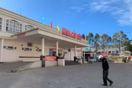 Liên quan vụ clip tại Bệnh viện Đa khoa Gia Lai: Đình chỉ công tác đối với lái xe có hành vi cản trở, đe dọa