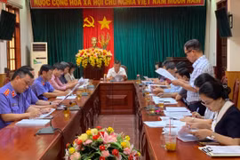  Thông qua dự thảo kết quả giám sát giải quyết tố giác, tin báo về tội phạm