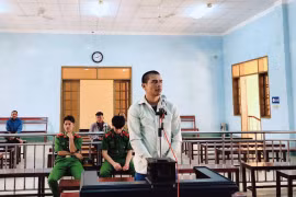 Chém bạn nhậu vì không tìm được điện thoại