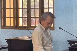 Gia Lai: Xét xử cựu thẩm phán Toà án nhân dân tỉnh về tội nhận hối lộ