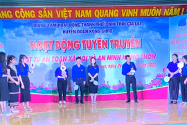 Tuyên truyền về an ninh nông thôn và trật tự an toàn xã hội cho tuổi trẻ xã Chư Krey