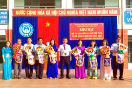 21 thí sinh thi giáo viên dạy giỏi cấp THCS thị xã Ayun Pa