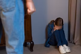 Bắt tạm giam thiếu niên quan hệ tình dục bé gái 13 tuổi ở Thủ Đức 