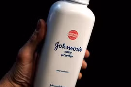 Sản phẩm gây ung thư, Johnson & Johnson phải chi gần 9 tỉ USD để xử lý