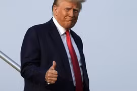 Ông Trump bị bắt rồi tại ngoại sau 20 phút