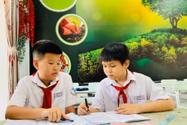 Những bông hoa “nghìn việc tốt”