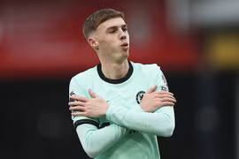 Dẫn trước 3 bàn, Chelsea suýt đánh rơi chiến thắng trước Luton Town