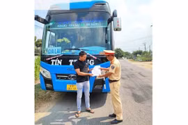 Đồng loạt ra quân đảm bảo trật tự an toàn giao thông