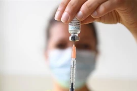 Vaccine của Cuba hiệu quả trong phòng chống ung thư gan và buồng trứng