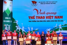 Vinh danh 23 VĐV, huấn luyện viên tại 'Vinh quang Thể thao Việt Nam'