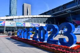 Pin lithium mới có thể hoạt động trong điều kiện cực lạnh hoặc cực nóng