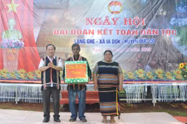 Người dân làng Ghè cần nêu cao tinh thần đoàn kết, giúp nhau cùng phát triển